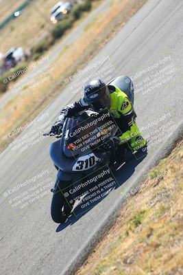 media/Oct-15-2023-TrackXperience (Sun) [[85198ff50b]]/Group 3/session 4 turn 3/